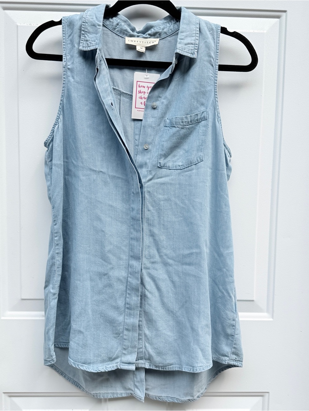 Lovestitch Women’s Sleeveless Chambray Button-Front Top - NWT medium